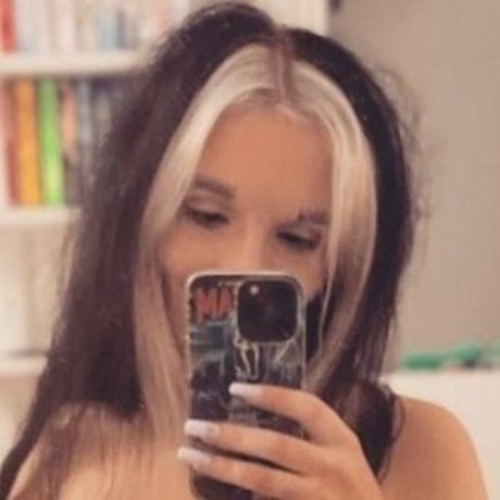 Pillie pornstar hd pic
