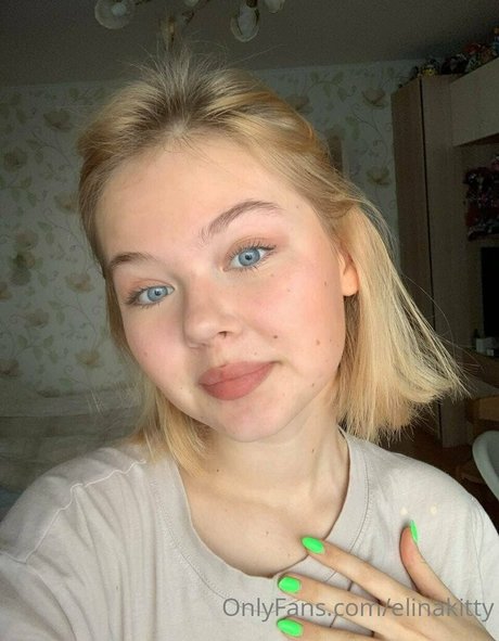 elinakitty erotic star img