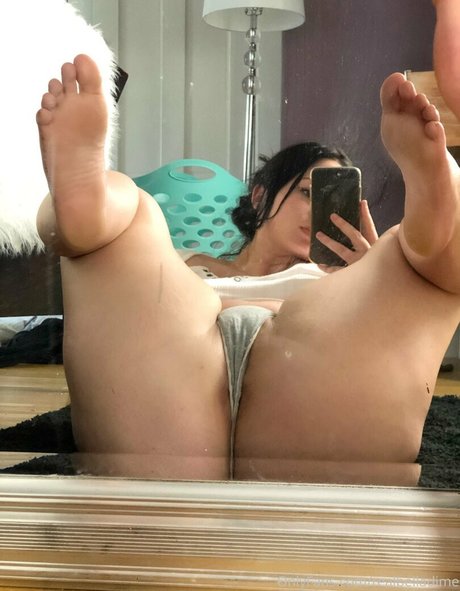 isabellafoxx xo model beautiful archive