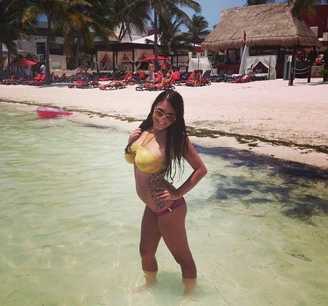 Emma Lynn Slavin perfect model gallery