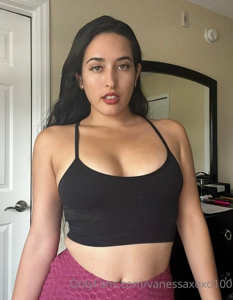 vanessaxoxo100 model art pics