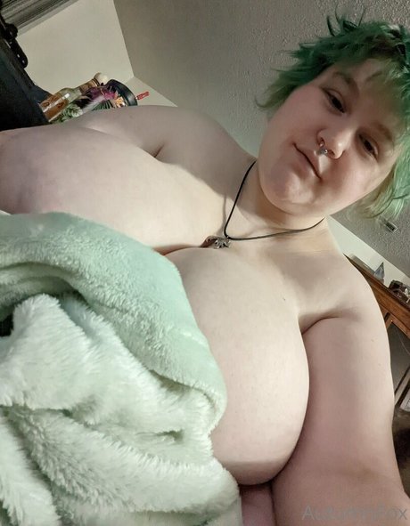 perkyfox model porn image