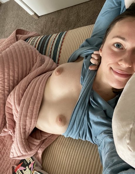 girl onlyfans sexy nude pics