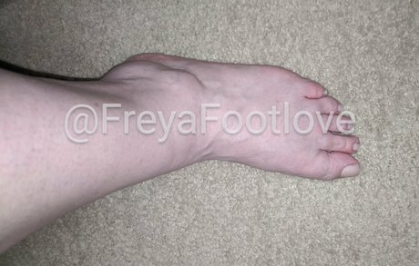 freyafootlove high quality model pics