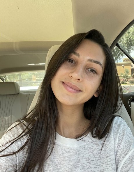 ava18adams beautiful pornstar image
