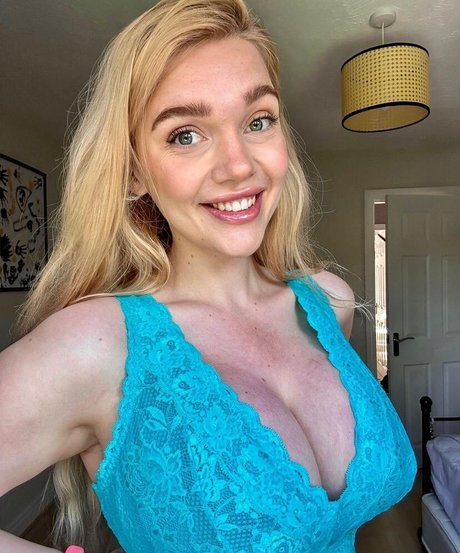 Lucy May Dawson pornstar free image