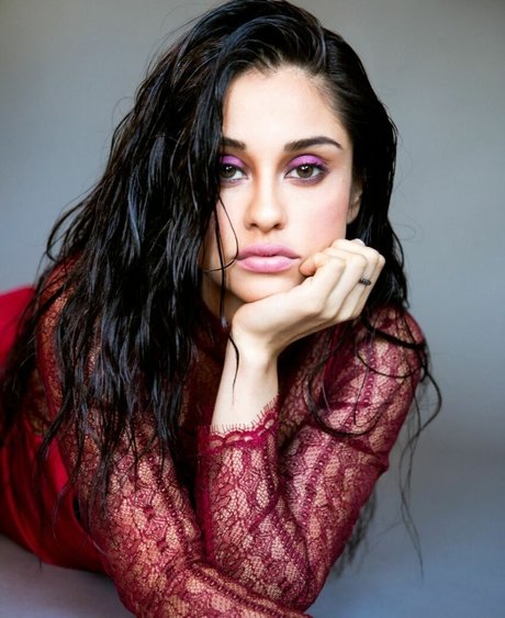 Yvette Monreal nice model archive