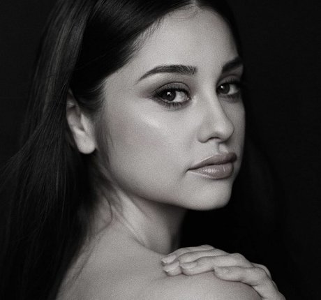 Yvette Monreal high quality actress photos