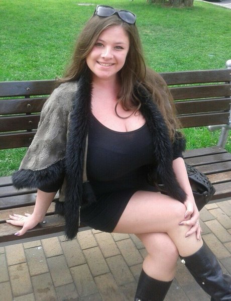 Nadin Shcherban model exclusive img