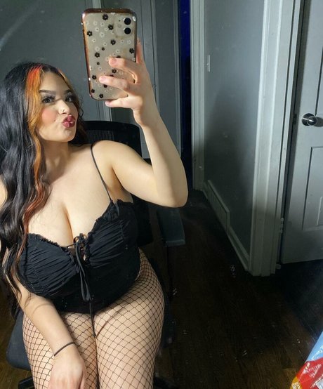 Dezerai Angel model nudes galleries