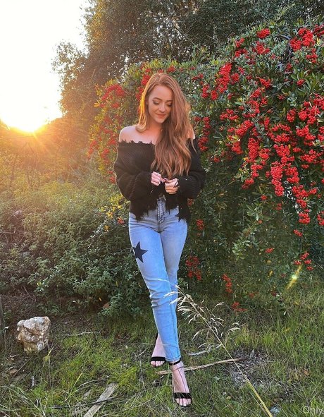 kaitimackenzie nude star pictures
