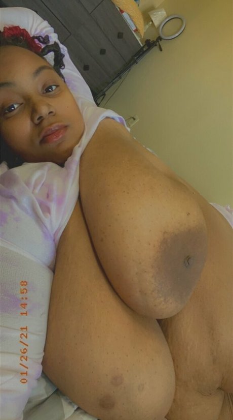 dreamyjuggz high quality pornstar galleries