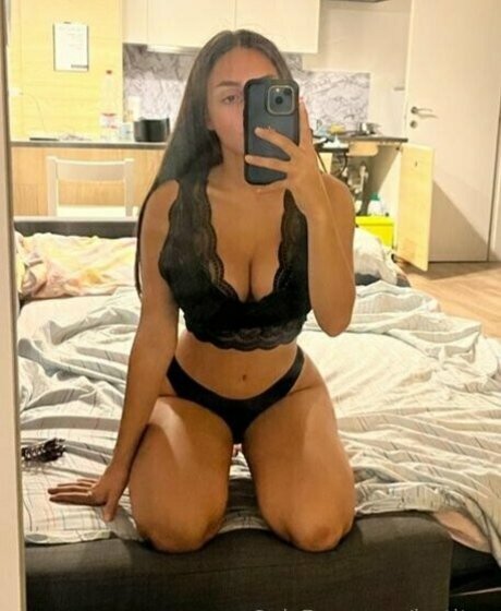 justitsx sex star pictures
