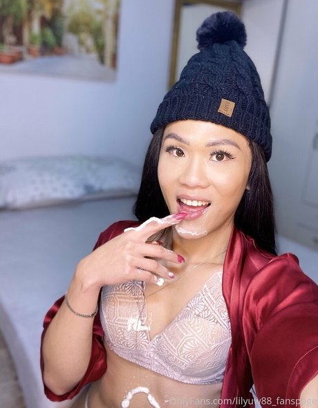 beautiful asian onlyfans erotic img