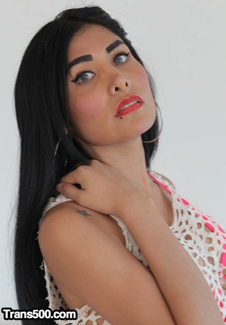 Taiira Navarrete Hernandez beautiful model photos