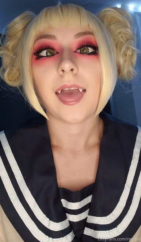 Nerdily pretty actress img