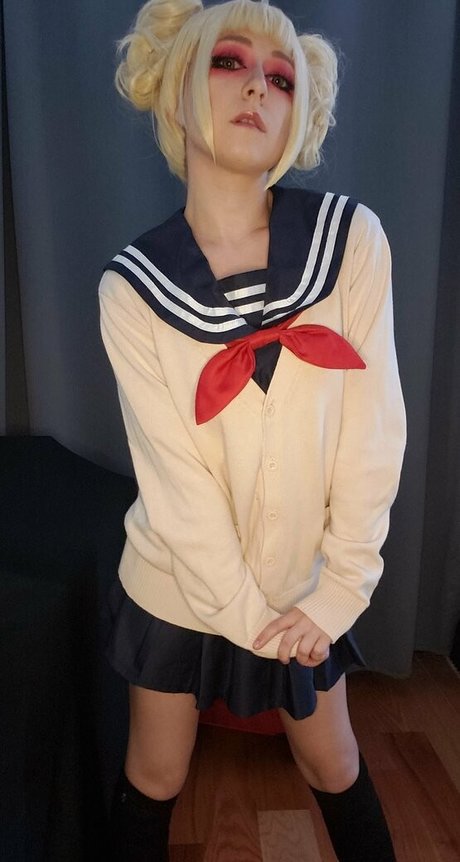 Nerdily model top photo