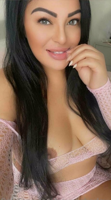 thick solo onlyfans nude image