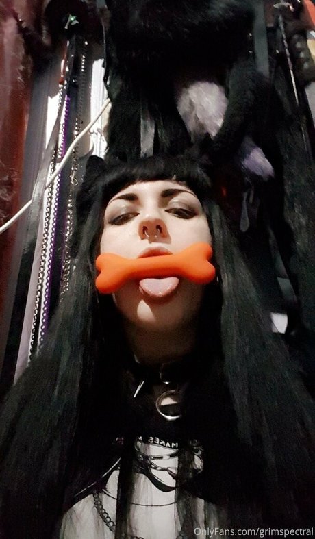 grimspectral xxx pornstar img