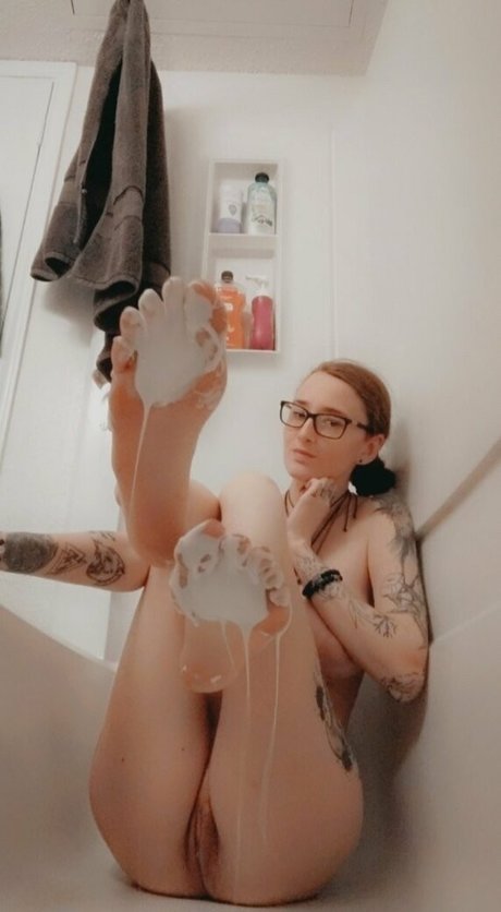 lilylurid erotic pornstar galleries