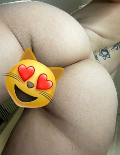freakyriss art model photos