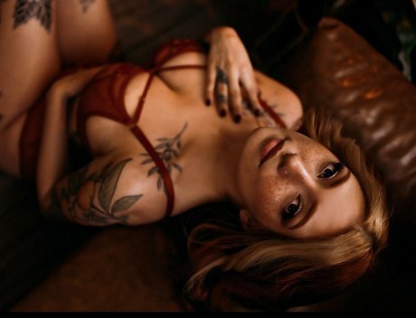 Spooky Foxx star xxx pictures