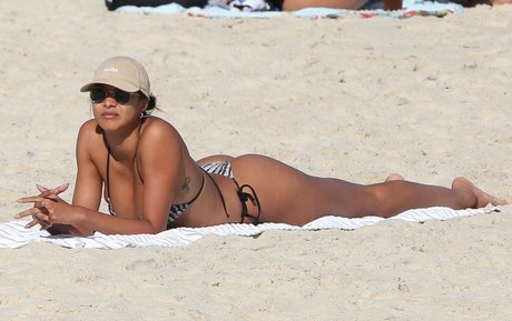 Lais Ribeiro xxx pornstar pictures