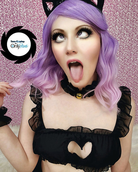 Tara Cosplay pornographic actress pictures