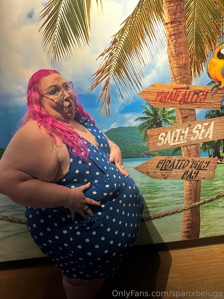 spanxbeluga model nice pic