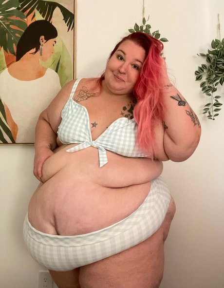 spanxbeluga top actress picture