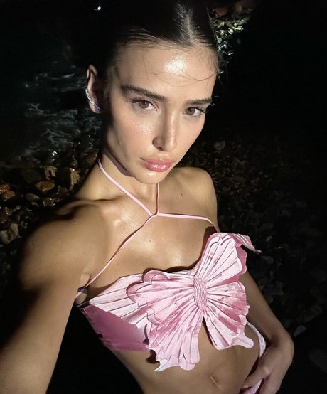 Livia Nunes Marques free model photos