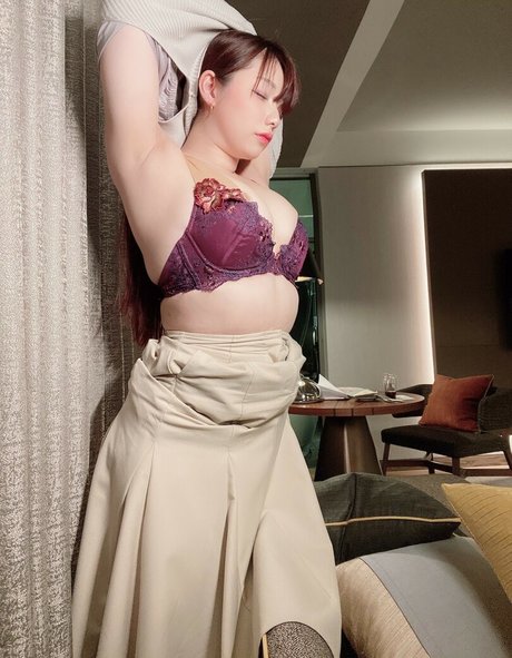 Tunamayo naked star pictures