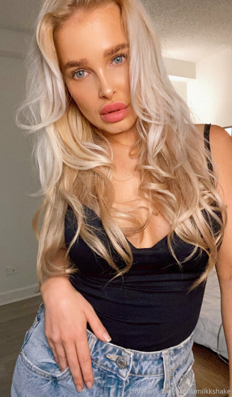 angelpussy18 nudes model photo