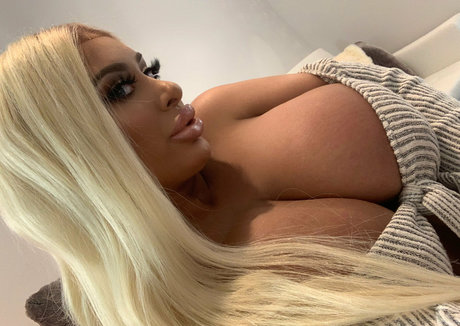 hottest mature onlyfans hot nude photos