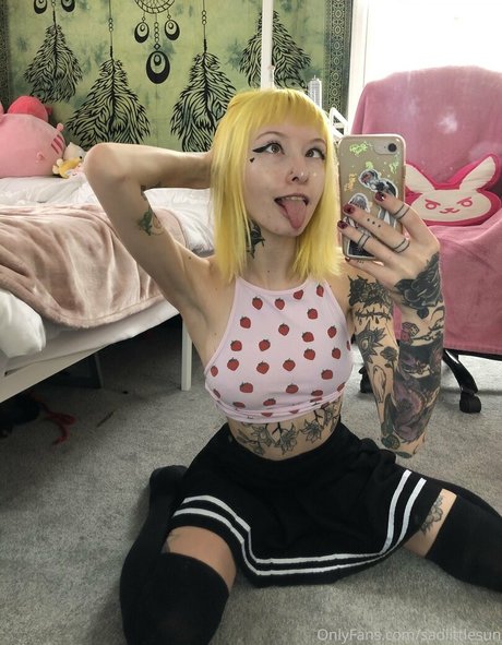 sadlittlesun xxx model gallery