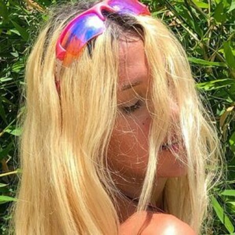 Lindy Velame star nude img