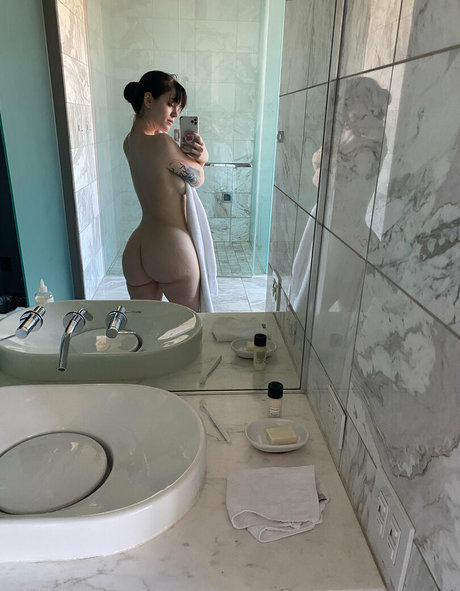 Theemilylynne sex star galleries