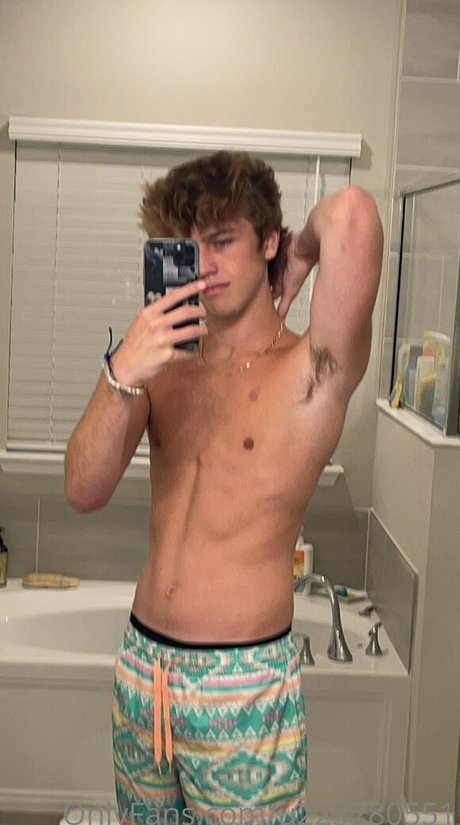 karsen scott nice star photo