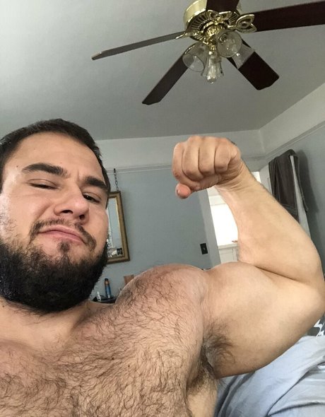 beefybull model nice pics