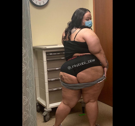 asian lesbians onlyfans pretty image