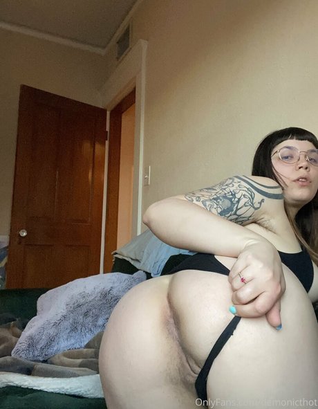 demonicthot star erotic photos