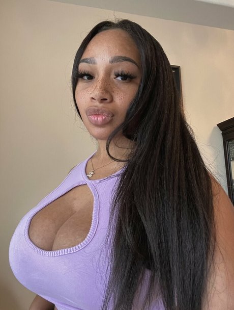 big booty black onlyfans adult pic