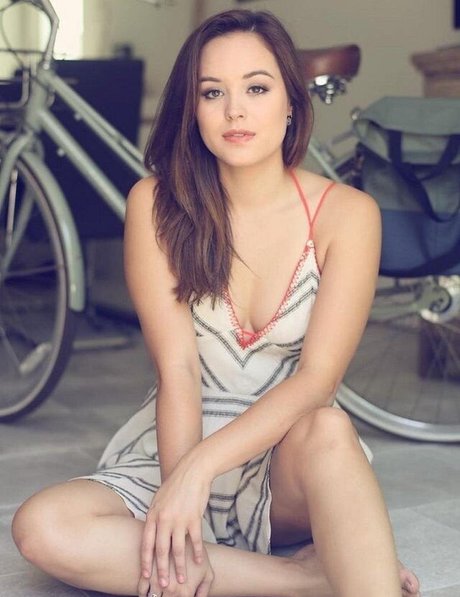 Hayley Orrantia sex pornstar pictures
