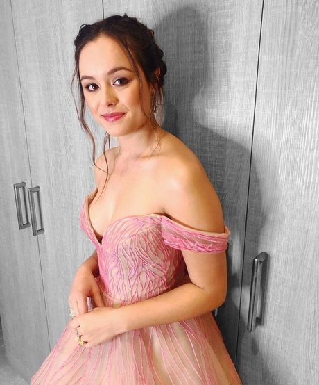 Hayley Orrantia top model archive