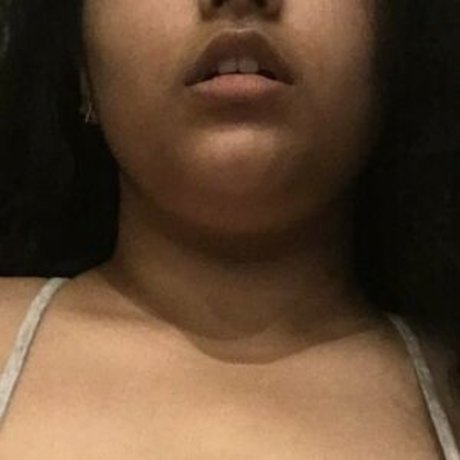 chubbybunnyfeabie model top pic