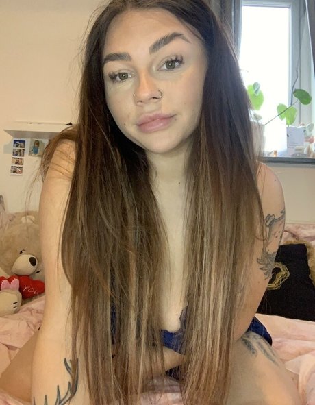Joy Blue star naked pic