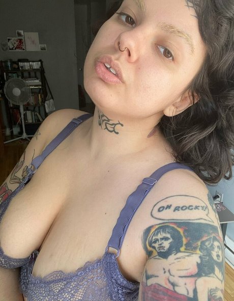 messgender model nude img