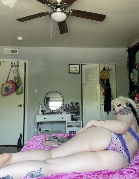free nsfw peaches model adult pictures