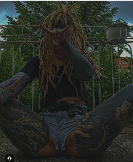 psychedelic mess model best img