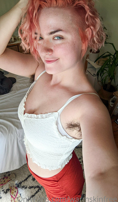 warmskinfree star top photo